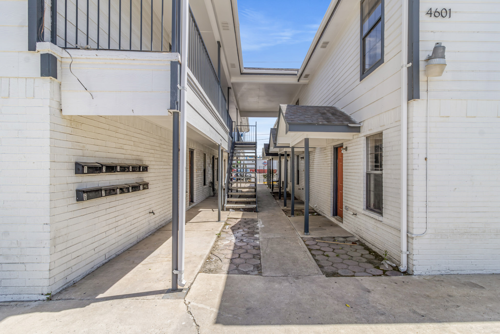4601 South 24th Street - 7