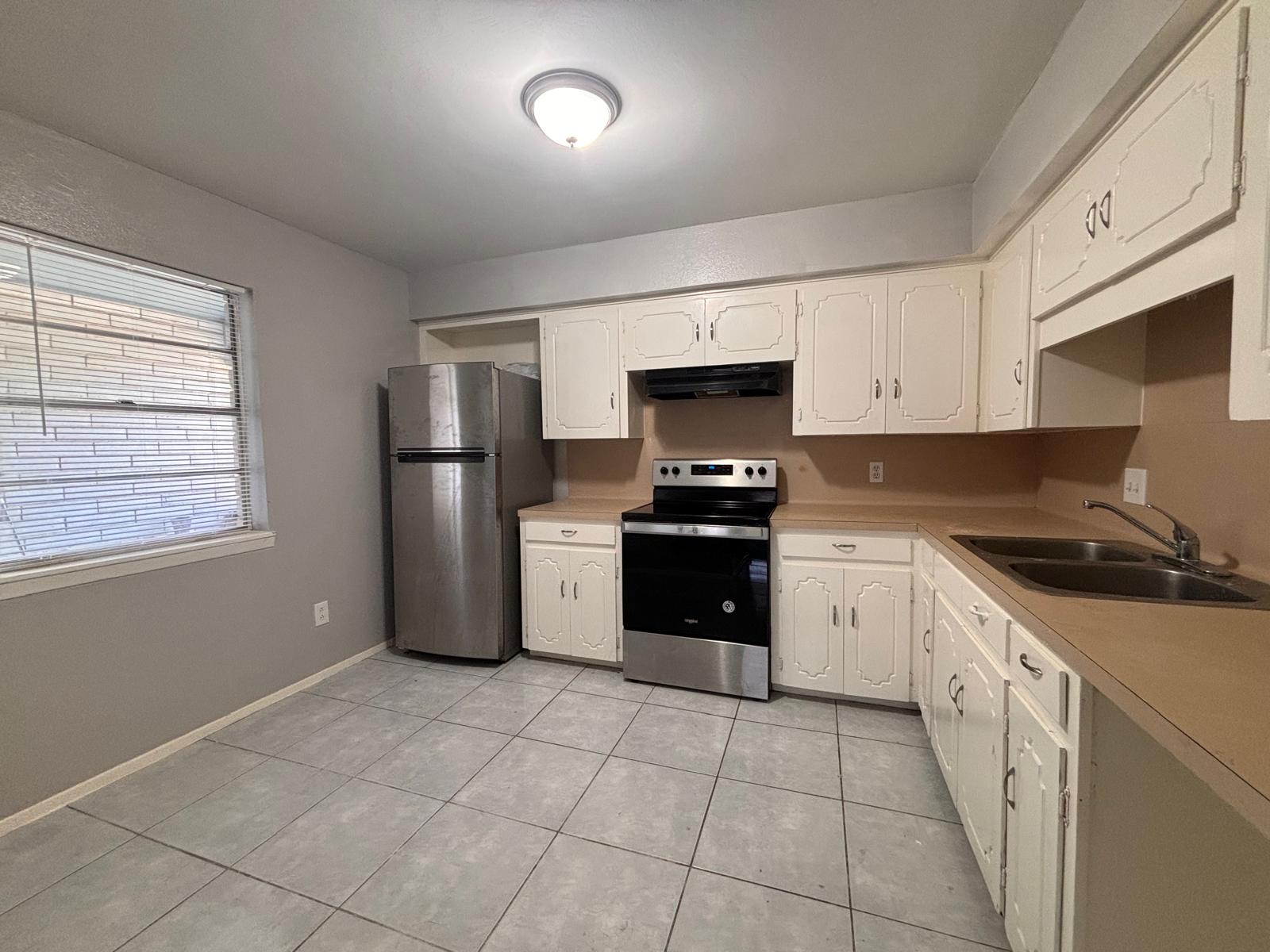 6200 North 11th Street - 9