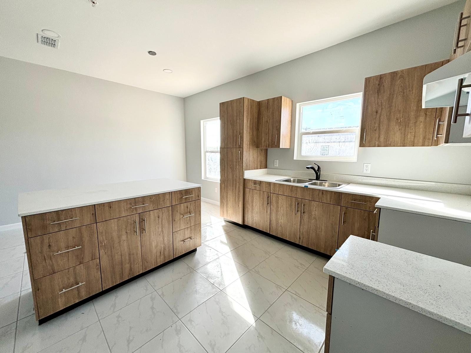 1503 West Saint Francis Avenue - 3